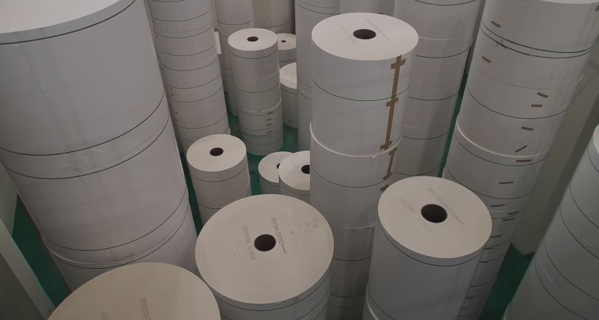 哪些行業(yè)使用牛皮紙？牛皮紙的生產(chǎn)技術(shù)有哪些流程？